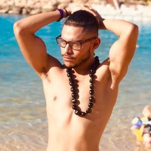 Meet your Posher, Justin anthony